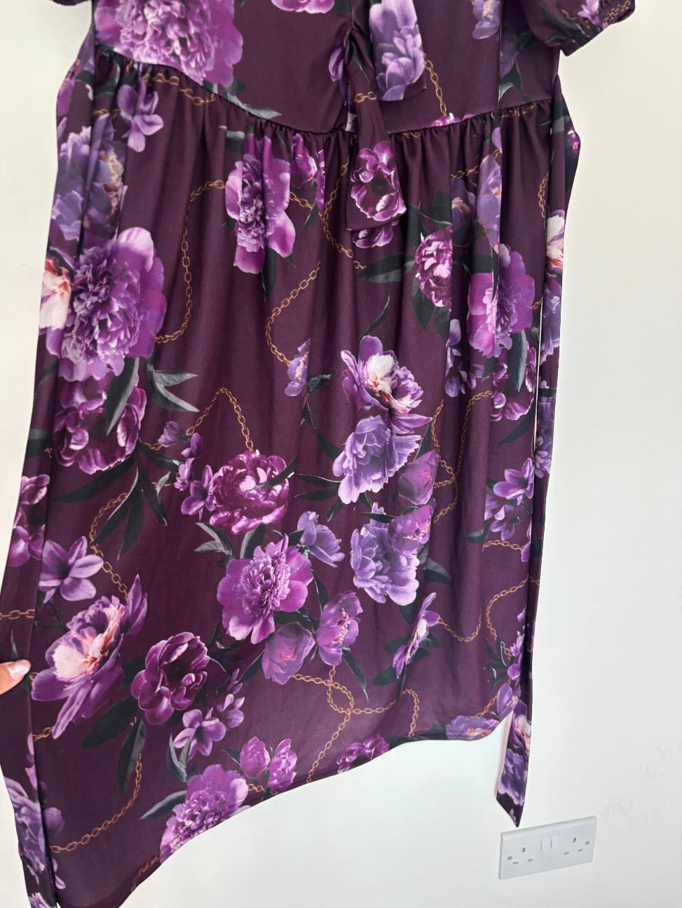 Yours London Short Sleeve V-Neck Belted Midi Dress Size 18 — 18